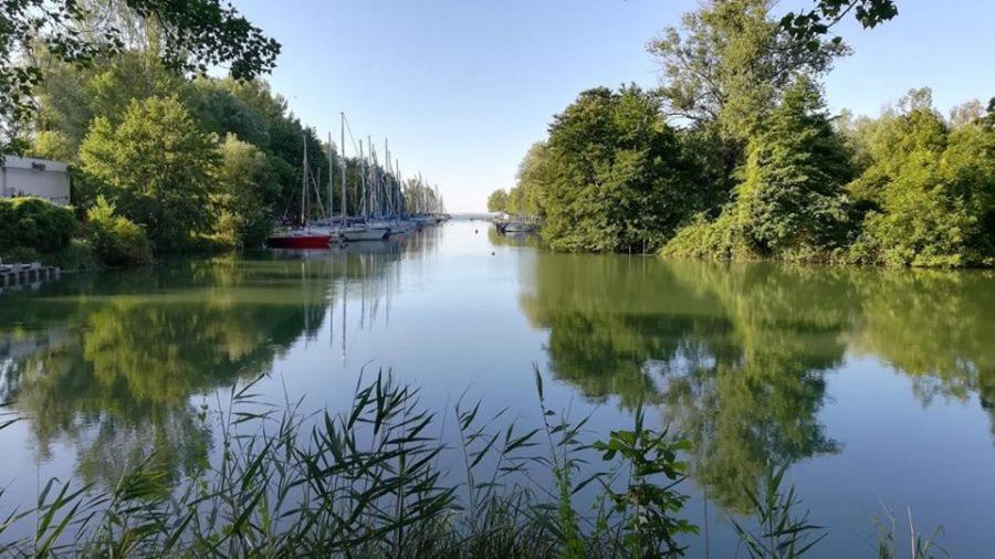 Apartmán Fuzliget Surf Garden Balatonfůzfő Exteriér fotografie