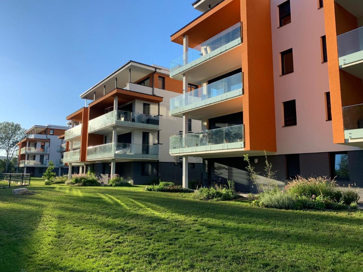 Apartmán Fuzliget Surf Garden Balatonfůzfő Exteriér fotografie