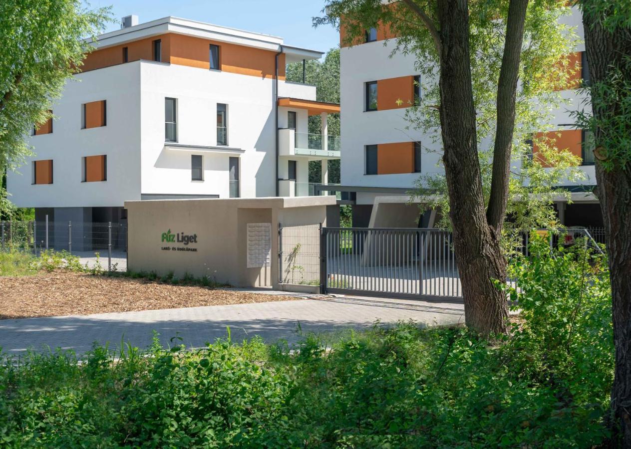 Apartmán Fuzliget Surf Garden Balatonfůzfő Exteriér fotografie